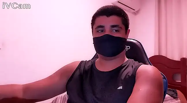 Snapshot of LeoPutaria chatting on January 29, 2025, 10:01 pm LeoPutaria online show from January 29, 2025, 10:01 pm