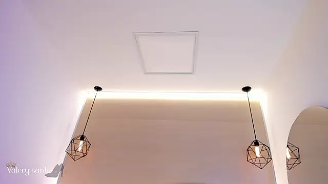 Snapshot of valerysantos_ chatting on December 1, 2025, 1:05 pm valerysantos online show from December 1, 2025, 1:05 pm