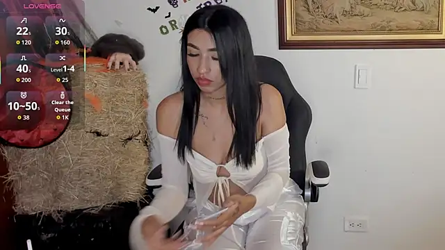 Wendy Marchall online show from November 4, 2025, 7:24 pm