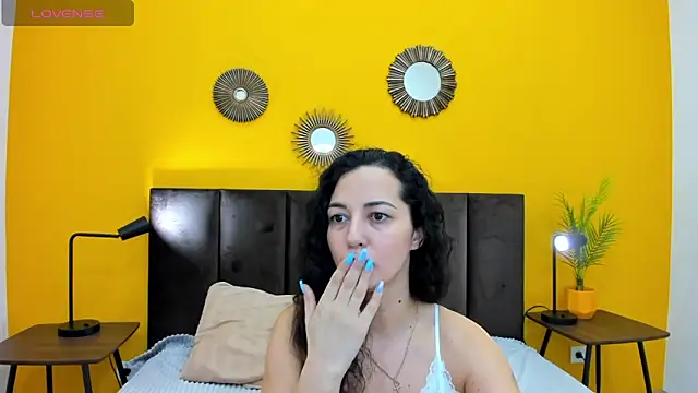 Linda Insatiable online show from February 13, 2025, 1:29 am