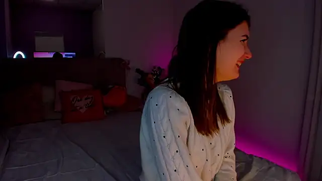 Laura Leee online show from December 31, 2024, 6:16 am