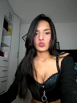 Dulceeany online show from October 10, 2025, 12:20 am