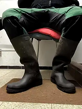 OdinWolf1990 online show from January 23, 2025, 11:15 am