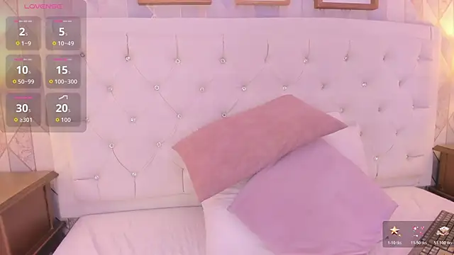 Snapshot of martina_rivera_ chatting on July 13, 2026, 11:57 am martina rivera online show from July 13, 2026, 11:57 am