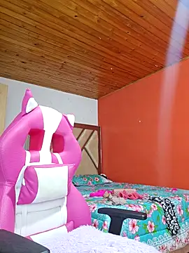 Shermie24 online show from October 25, 2025, 3:14 am