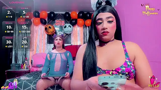 Snapshot of Milas_we chatting on October 28, 2025, 12:03 am Milas we online show from October 28, 2025, 12:03 am