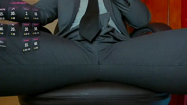 Snapshot of MrLonely02 chatting on February 19, 2025, 9:14 pm MrLonely02 online show from February 19, 2025, 9:14 pm