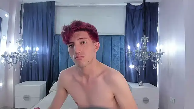 Snapshot of Un_Slutty chatting on January 17, 2025, 8:11 pm Un Slutty online show from January 17, 2025, 8:11 pm