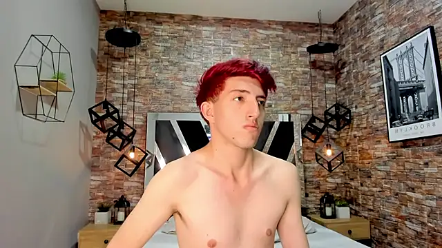 Snapshot of Un_Slutty chatting on January 20, 2025, 8:40 pm Un Slutty online show from January 20, 2025, 8:40 pm