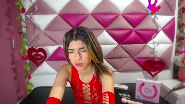 Snapshot of NahomiConnor_ chatting on January 17, 2025, 6:54 pm NahomiConnor online show from January 17, 2025, 6:54 pm