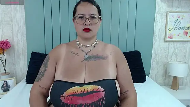 Snapshot of KarllaWalker chatting on February 3, 2025, 12:47 pm KarllaWalker online show from February 3, 2025, 12:47 pm