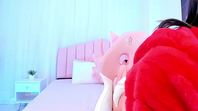 Snapshot of Bella_reaset18 chatting on December 10, 2024, 7:22 pm Bella reaset18 online show from December 10, 2024, 7:22 pm