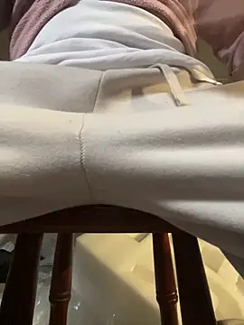 Snapshot of portugadopau chatting on February 10, 2026, 9:57 am portugadopau online show from February 10, 2026, 9:57 am