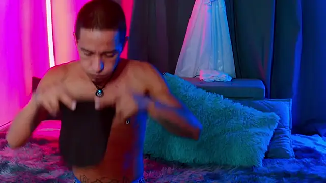 Mowgli FFun online show from June 20, 2026, 12:25 am
