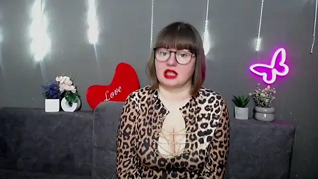 ZannaDreil online show from March 12, 2026, 7:42 pm