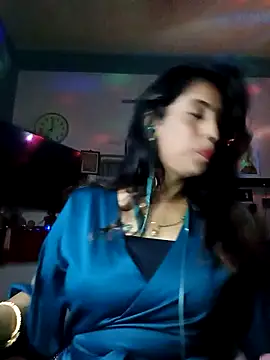 Snapshot of Lavender22 chatting on October 16, 2025, 6:20 pm Lavender22 online show from October 16, 2025, 6:20 pm
