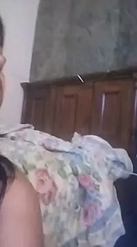 SINUECASTILLO online show from December 17, 2024, 10:55 am