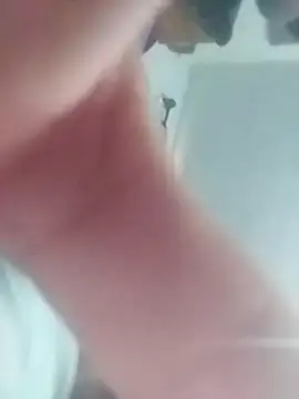 SINUECASTILLO online show from December 23, 2024, 5:17 am