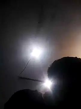 SINUECASTILLO online show from January 2, 2025, 9:50 pm