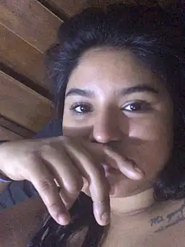 SINUECASTILLO online show from March 8, 2025, 6:37 pm