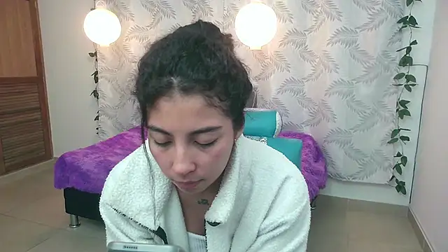 Snapshot of Mya_paris chatting on January 26, 2025, 5:45 am Mya paris online show from January 26, 2025, 5:45 am