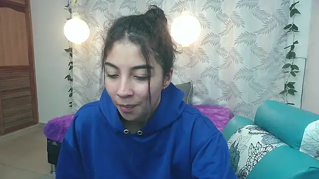 Snapshot of Mya_paris chatting on February 7, 2025, 3:12 am Mya paris online show from February 7, 2025, 3:12 am