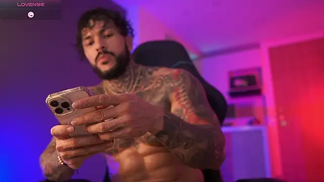 mariano costa online show from November 3, 2025, 2:35 am