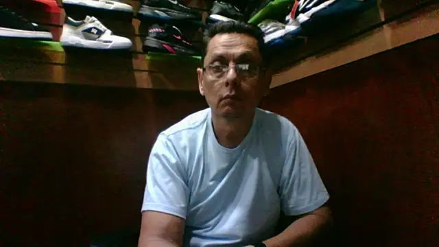 MarcusKelvin online show from October 22, 2025, 3:34 pm