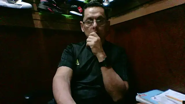 MarcusKelvin online show from October 24, 2025, 11:50 am