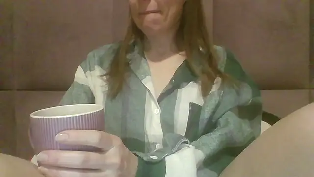 Sladkiegubki online show from February 26, 2025, 3:10 am