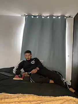 anika lowen02 online show from October 11, 2025, 4:27 pm