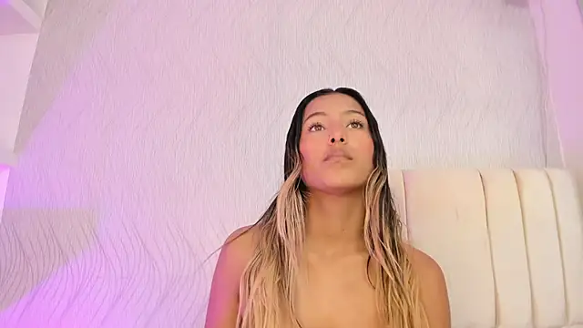 miranda villa online show from March 9, 2025, 3:38 pm