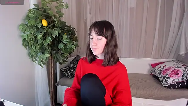 Belle Via online show from March 6, 2025, 3:56 pm