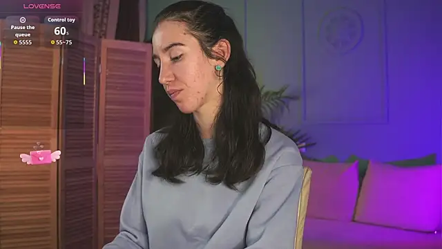 Belle Via online show from November 7, 2025, 3:23 pm