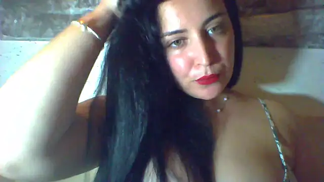 Snapshot of Selena_Selly7 chatting on December 23, 2024, 10:01 pm Selena Selly7 online show from December 23, 2024, 10:01 pm