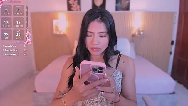 Harmony Malkova online show from April 14, 2026, 11:44 pm