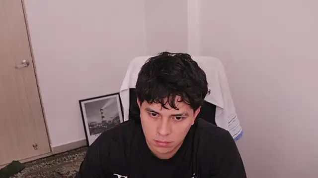 Tony Hoffa online show from April 1, 2026, 8:39 pm