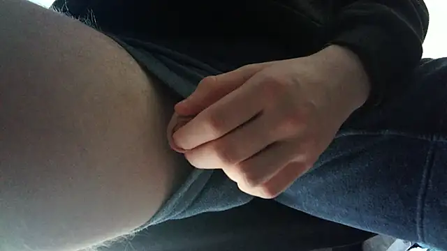paulklaus265489 online show from February 25, 2025, 11:41 am