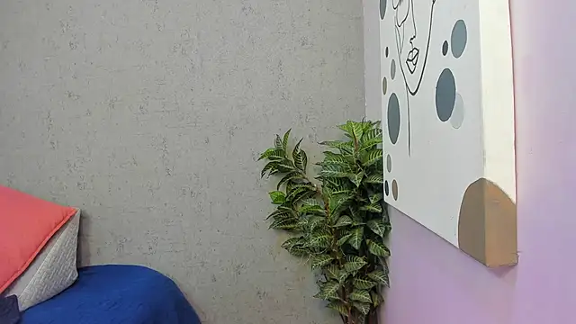 Tiffany mendez online show from March 5, 2026, 12:01 pm