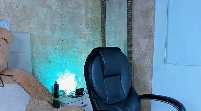 Muichiro tokito1 online show from December 22, 2024, 7:44 am