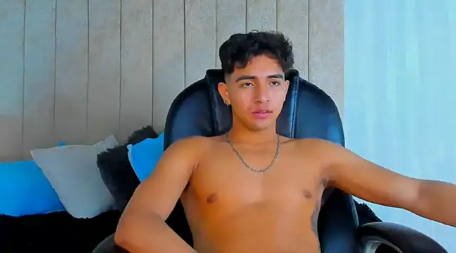 Muichiro tokito1 online show from February 26, 2025, 3:32 am