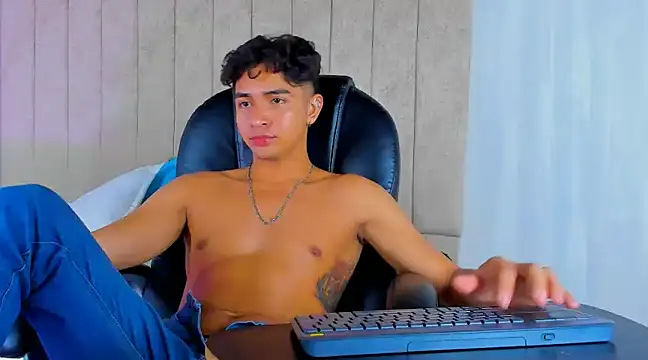 Muichiro tokito1 online show from March 2, 2025, 4:28 am