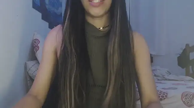 Snapshot of Blanc_Sophie chatting on December 23, 2024, 4:44 am Blanc Sophie online show from December 23, 2024, 4:44 am