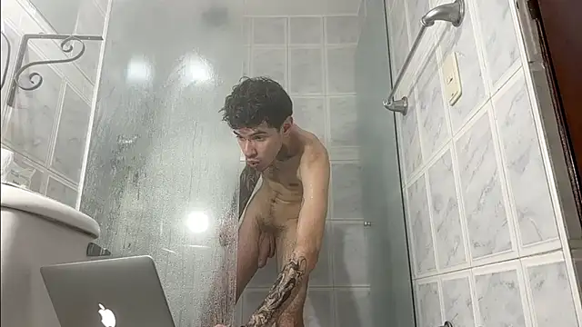 Saturno v online show from January 18, 2025, 2:02 pm