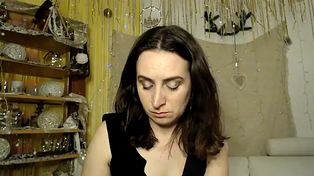 AskMeStandUp online show from February 25, 2026, 9:57 pm