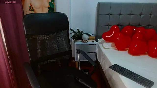 ChloeSanchezx online show from February 16, 2025, 1:36 am