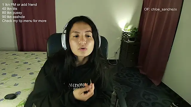 ChloeSanchezx online show from February 27, 2026, 12:10 am