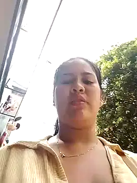 Miia grand online show from January 24, 2025, 6:25 pm