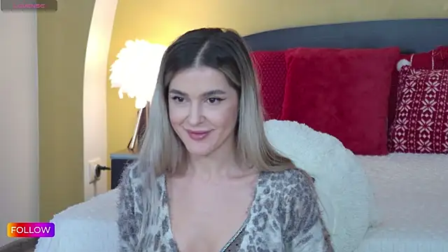 Sarah-Hart online show from December 24, 2024, 4:51 pm