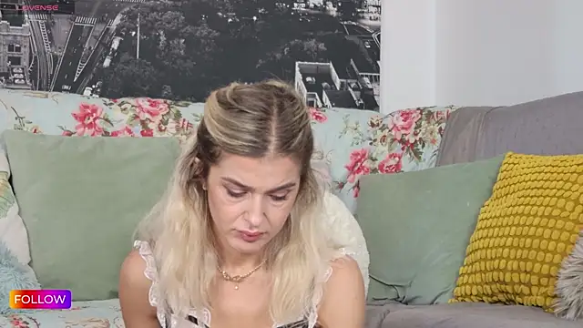 Sarah-Hart online show from September 16, 2025, 6:36 am